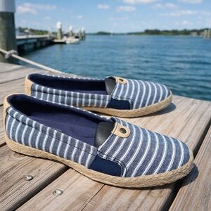 Grasshoppers Ortholite Women’s Slip On Espadrille Flats Navy White Size 8.5M